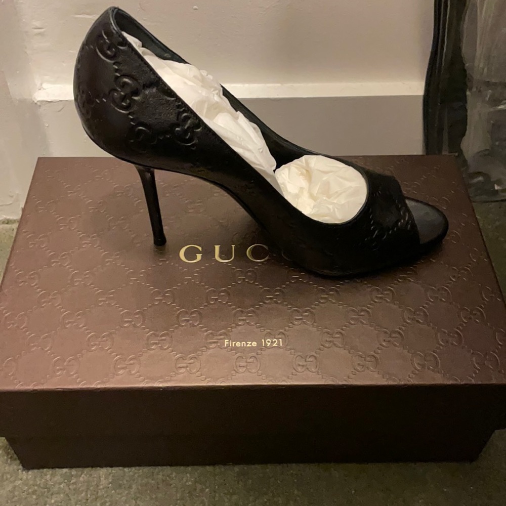 GUCCI HEELS